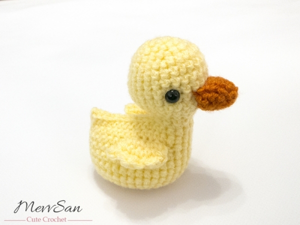 Amigurumi Duckling amigurumi pattern - Amigurumi.com