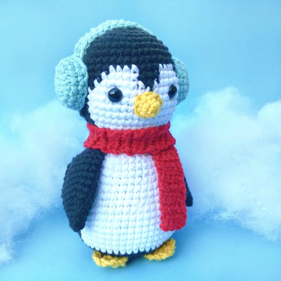 Chilly the Penguin amigurumi pattern - Amigurumi.com