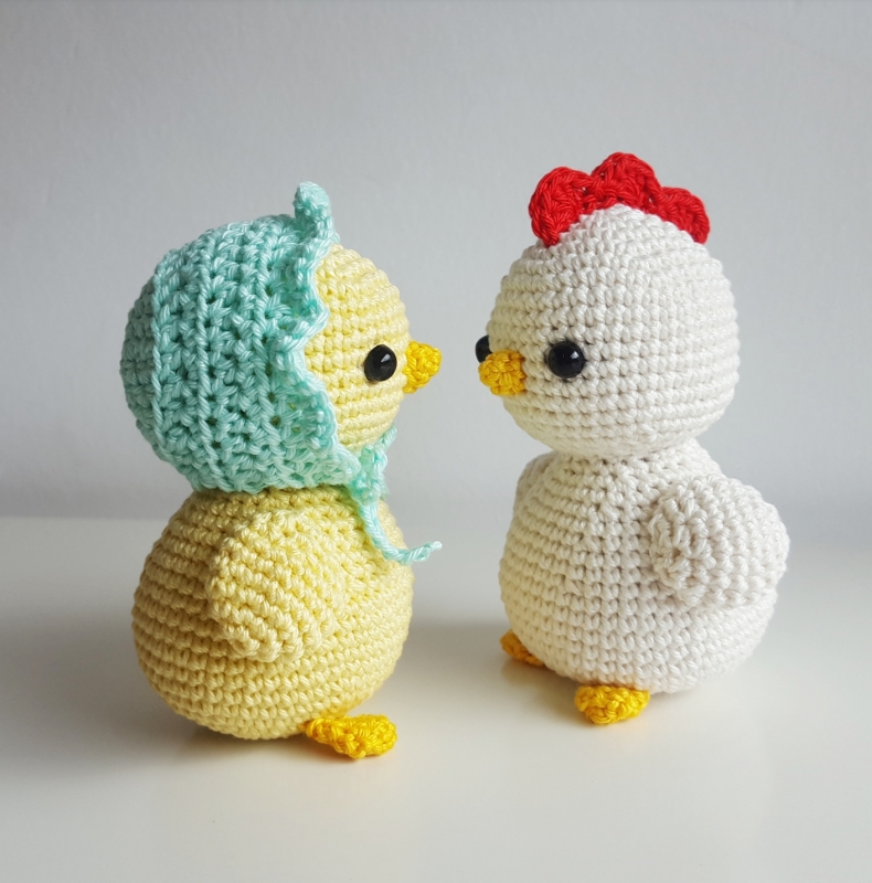 Elle and James, two little chicks amigurumi pattern - Amigurumi.com