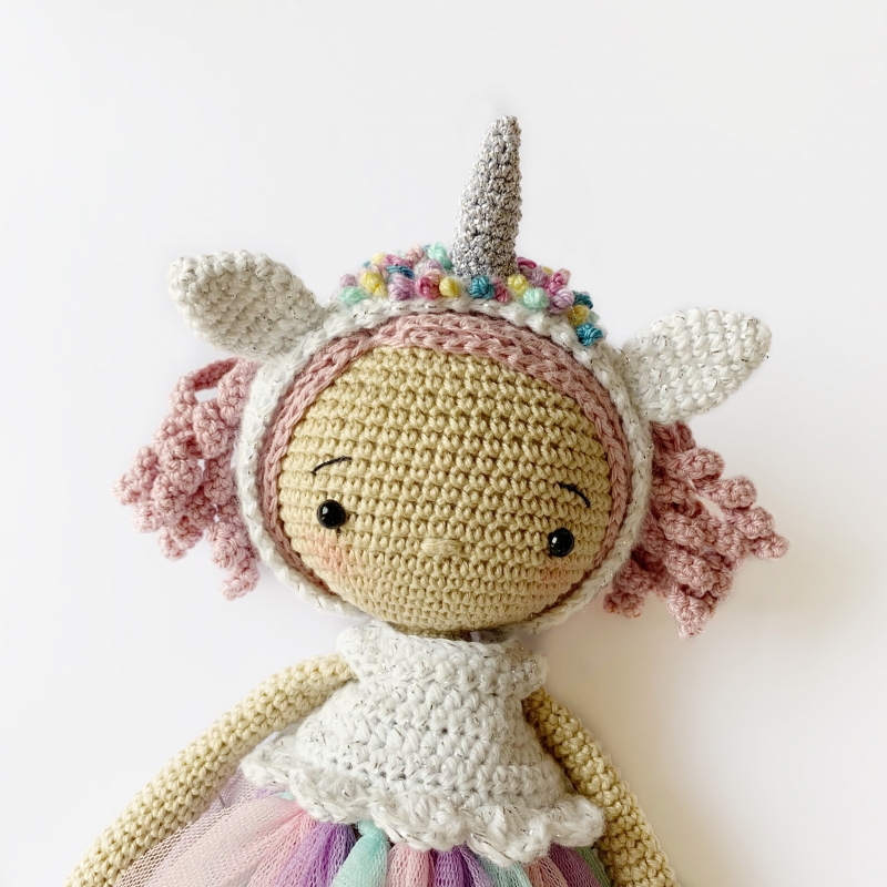 Cecile the Unicorn Girl amigurumi pattern - Amigurumi.com