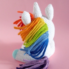 My rainbow unicorn amigurumi pattern by Happy Coridon