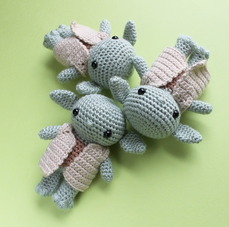 Little Alien amigurumi pattern - Amigurumi.com