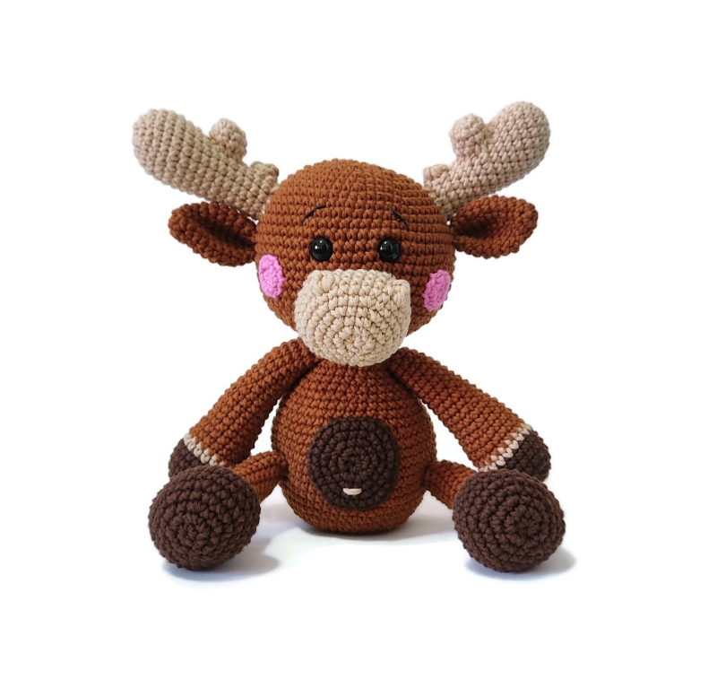 Woody the moose amigurumi pattern - Amigurumi.com