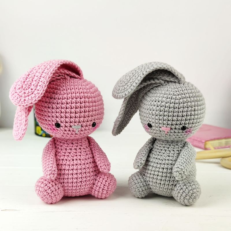 Hatching bag & bunny amigurumi pattern - Amigurumi.com