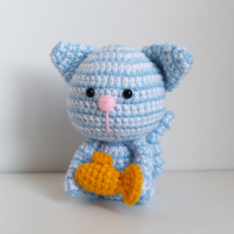 Cute little cats amigurumi pattern - Amigurumi.com