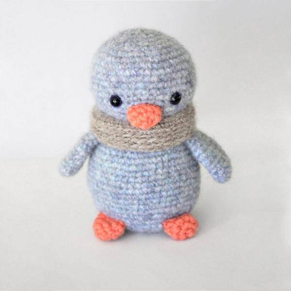 Arnold the Penguin amigurumi pattern - Amigurumi.com