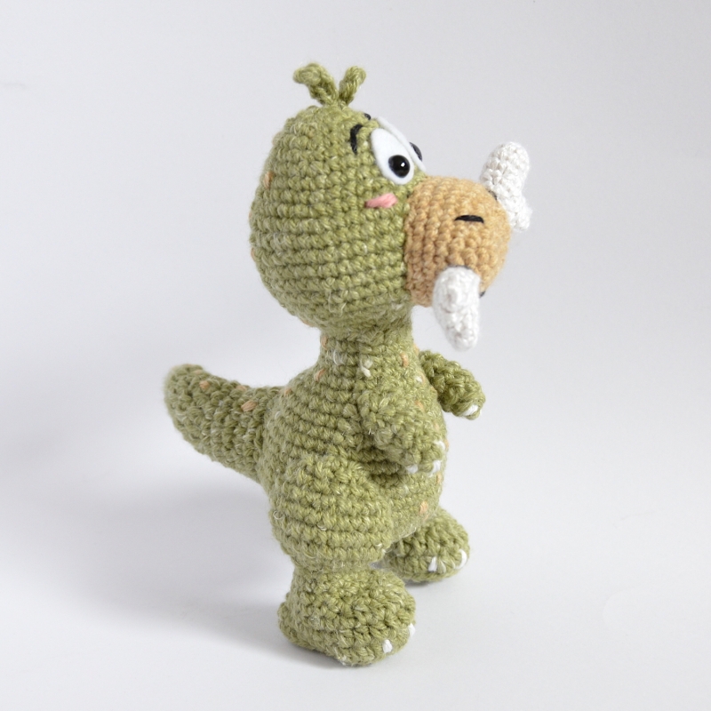 Albert the Dino amigurumi pattern - Amigurumi.com