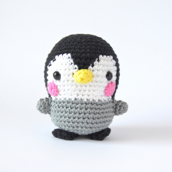 Baby Penguin amigurumi pattern - Amigurumi.com