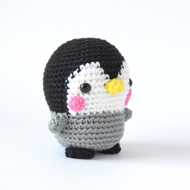 Baby Penguin amigurumi pattern - Amigurumi.com