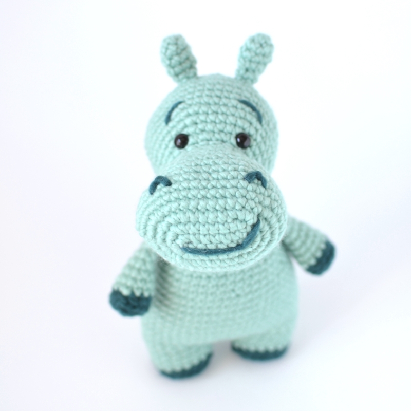 Blue Hippo amigurumi pattern - Amigurumi.com