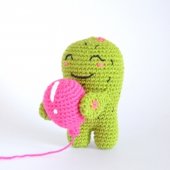 Cactus with Balloon amigurumi pattern - Amigurumi.com