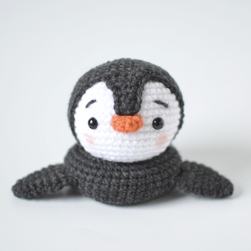 Penguin Stacking Toy amigurumi pattern - Amigurumi.com