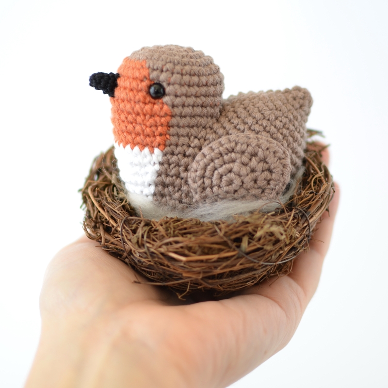 Red Robin amigurumi pattern - Amigurumi.com