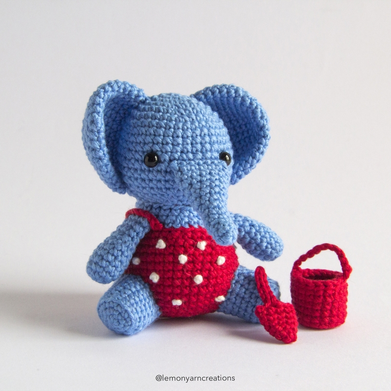 Elephant and Hippo Summer Set amigurumi pattern - Amigurumi.com