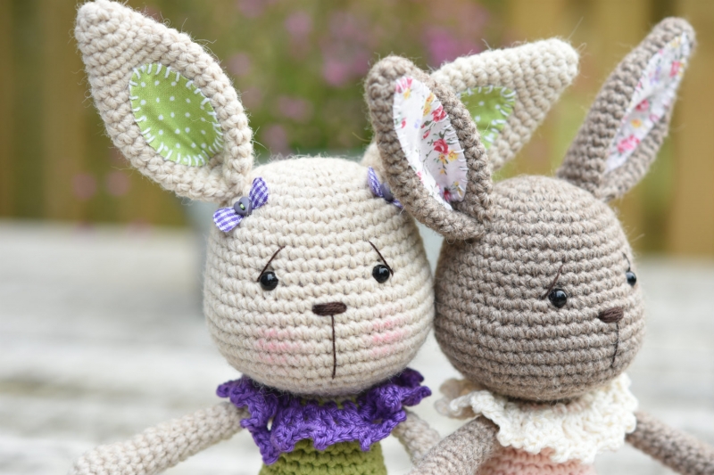 Lace Collar Bunny Amigurumi Pattern - Amigurumi.com