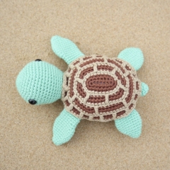 Marina the Sea Turtle amigurumi pattern - Amigurumi.com