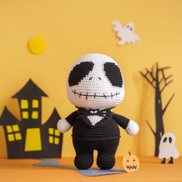 Jack Skellington amigurumi pattern