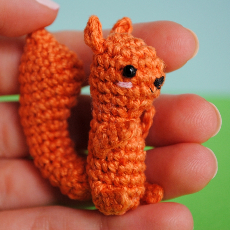 Little Squirrel amigurumi pattern - Amigurumi.com