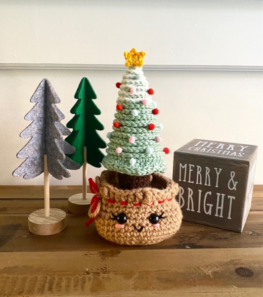 Burlap Sack Christmas Tree amigurumi pattern