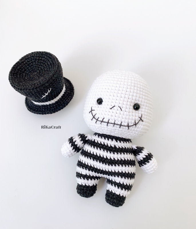 Jack Skellington amigurumi pattern