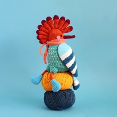 Birds of Winter amigurumi pattern by Natura Crochet