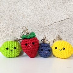 Food Keychains (Donuts, Avocado, Fruit, Pizza Roll, Pea) amigurumi ...