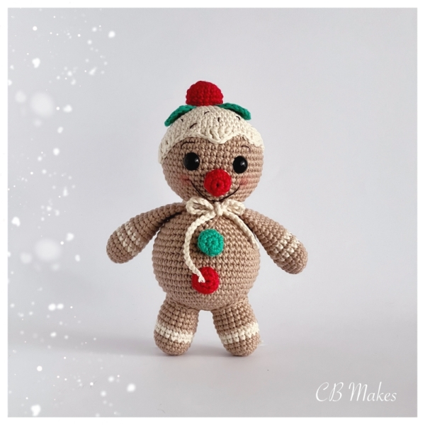 Cookie the Gingerbread Man amigurumi pattern - Amigurumi.com