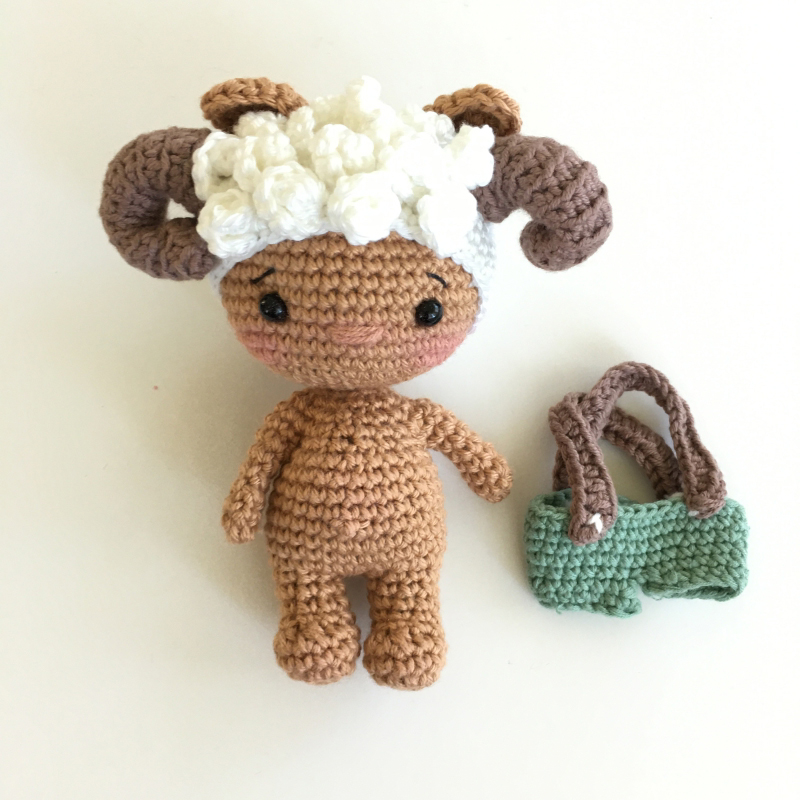 Zodiac pattern Aries amigurumi pattern