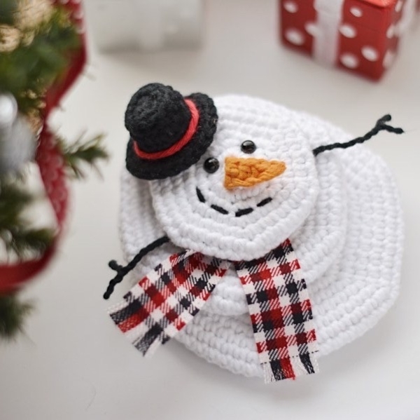 Marvin the Melted Snowman Free amigurumi pattern