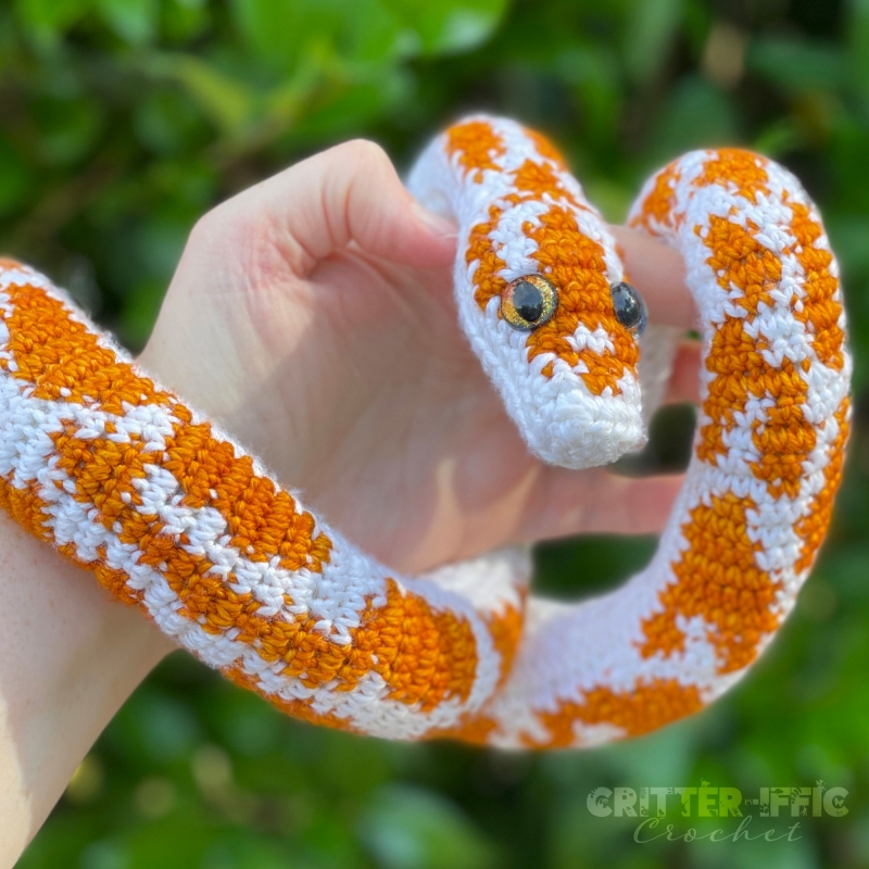 Betty the Ball Python amigurumi pattern