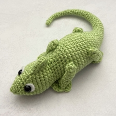 Clyde the Chameleon - Free amigurumi pattern