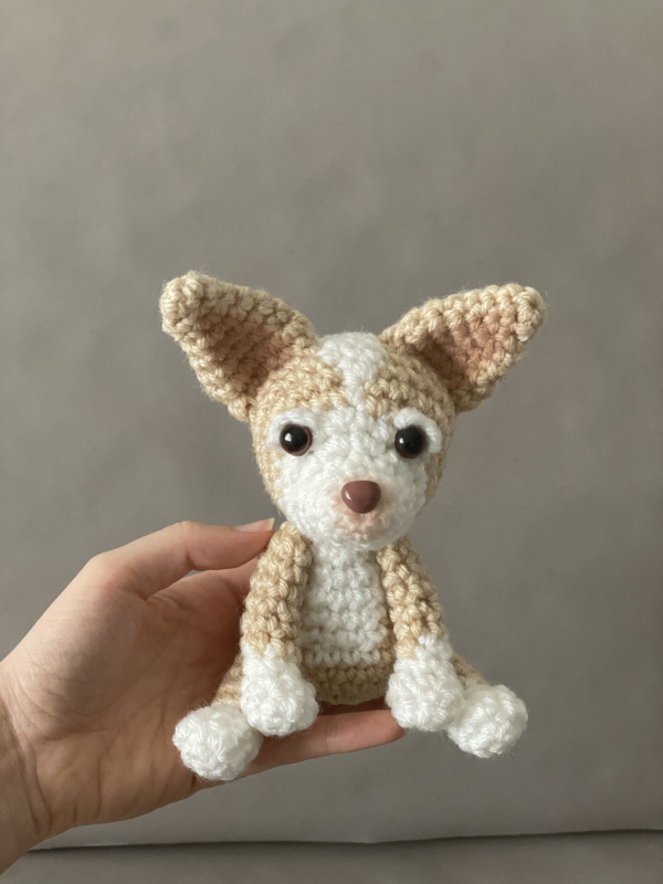 Baby Chihuahua amigurumi pattern