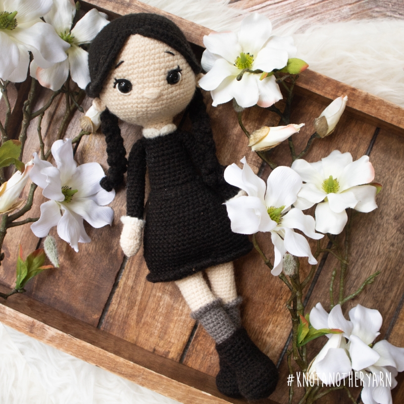 Wednesday Addams Wool Doll / Wednesday Addams Doll Amigurumi 