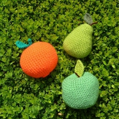 Apple, Pear, Orange amigurumi pattern - Amigurumi.com