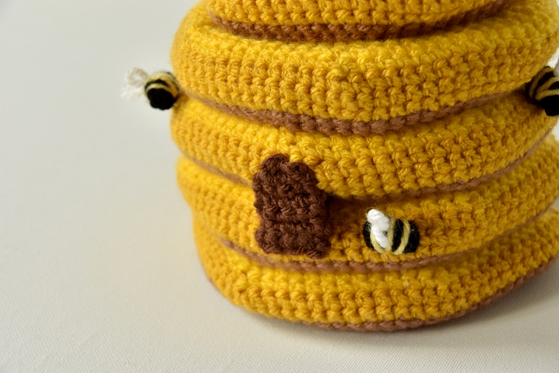 Beehive amigurumi pattern