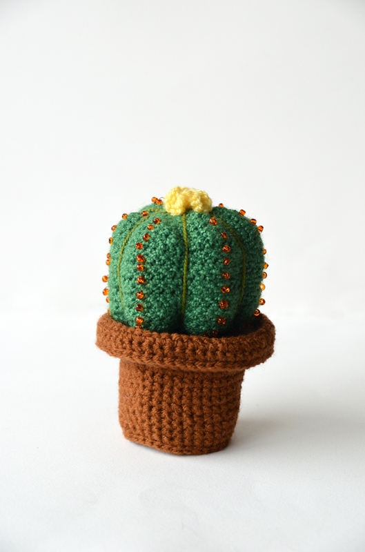 Small Cactus amigurumi pattern - Amigurumi.com