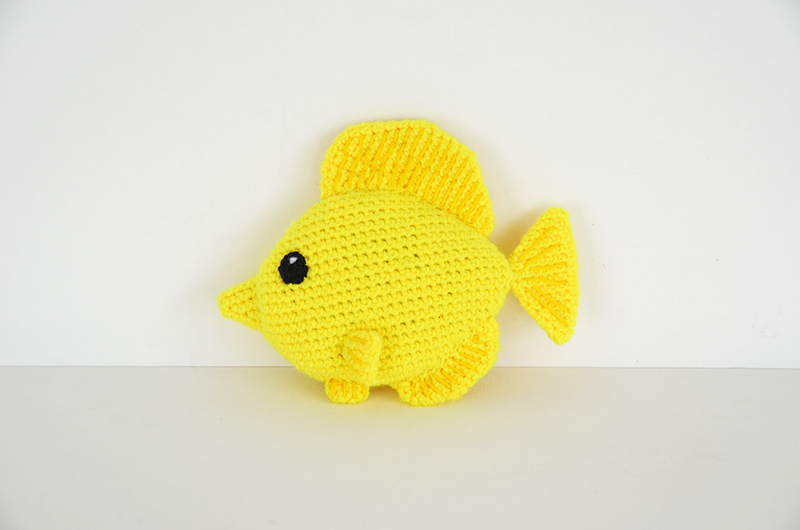 Yellow Tang Fish amigurumi pattern - Amigurumi.com