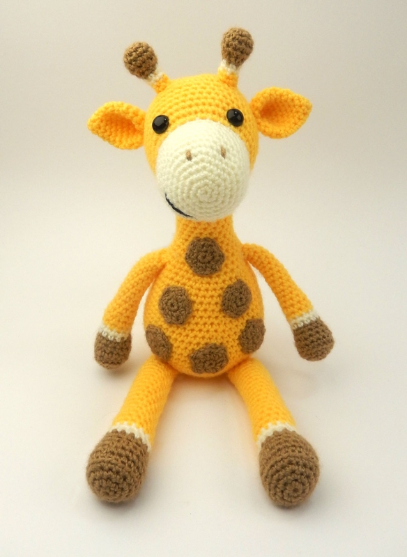 Giles the Giraffe amigurumi pattern 