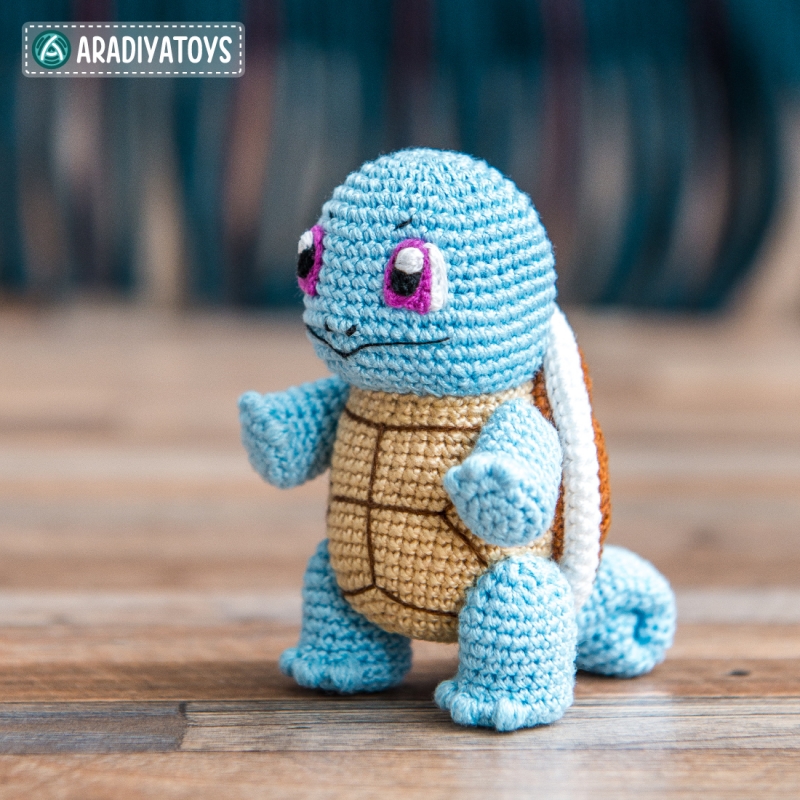 Free easy Squirtle crochet pattern - 53 stitches