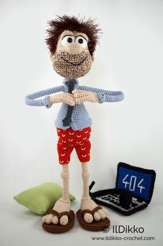 Home Office Hank Amigurumi Pattern - Amigurumi.com