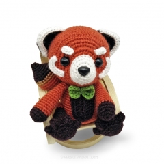 Jojo, the Red Panda amigurumi by Tales of Twisted Fibers