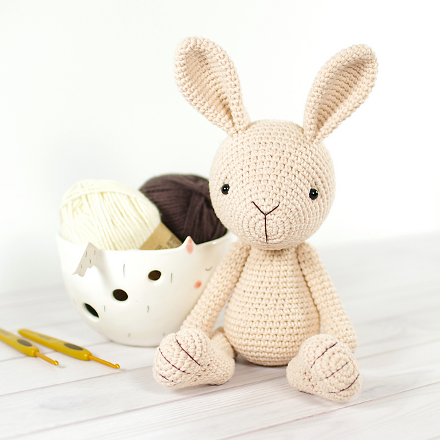 Bunny amigurumi pattern - Amigurumi.com