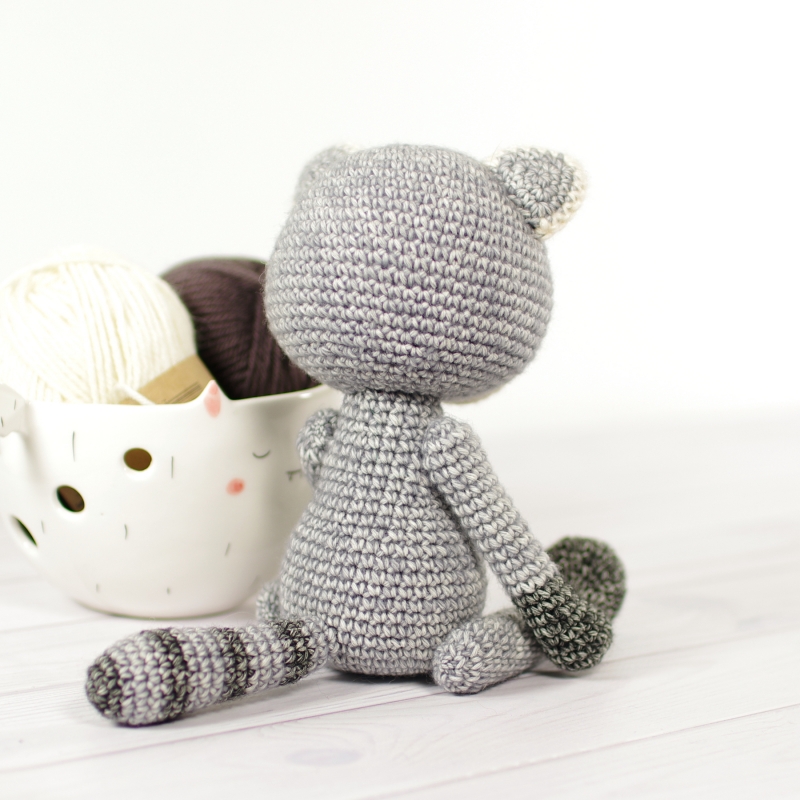 Raccoon amigurumi pattern - Amigurumi.com