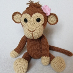 Sweet Monkey Julie  amigurumi by DioneDesign