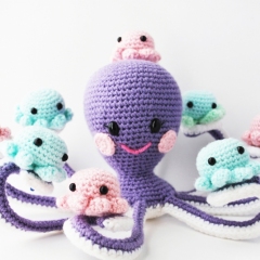 Mama Octa and Baby Octopi amigurumi pattern - Amigurumi.com