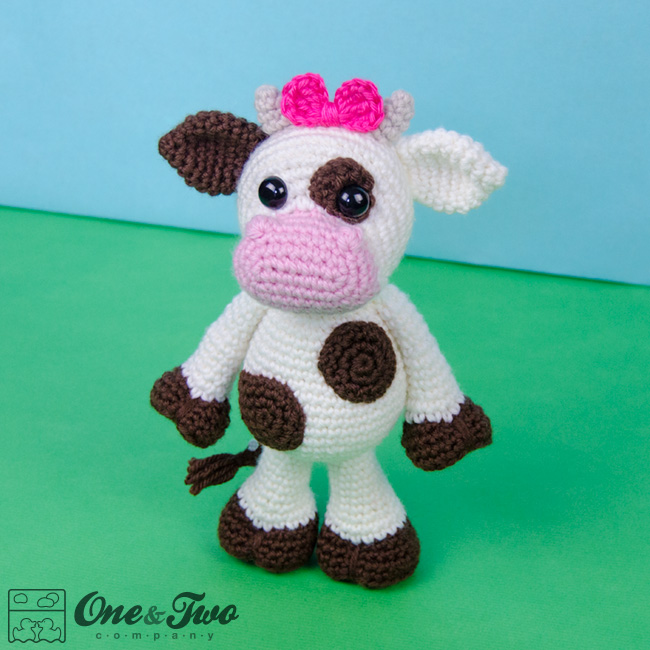 Doris the Cow amigurumi pattern - Amigurumi.com