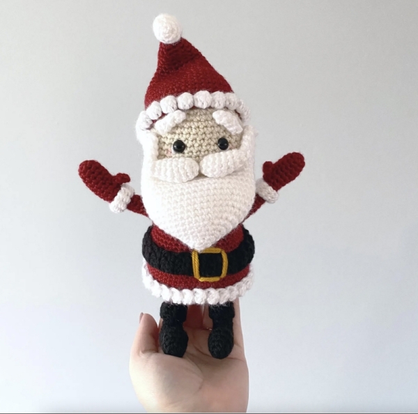 Kris Kringle - Free amigurumi pattern