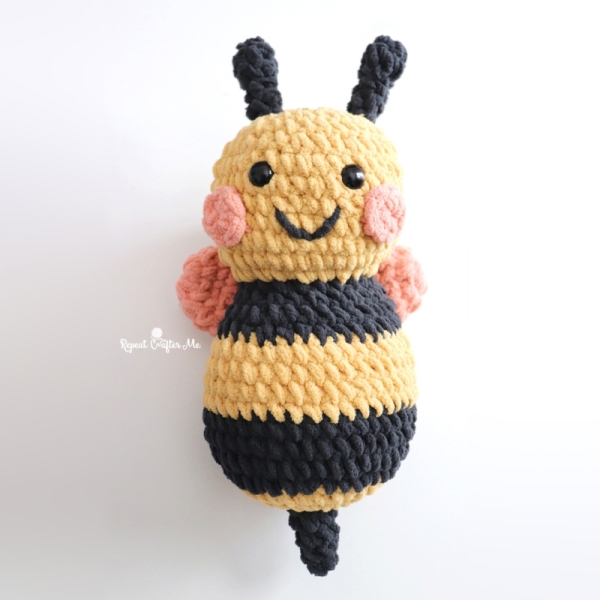 O'go Bumblebee Free amigurumi pattern