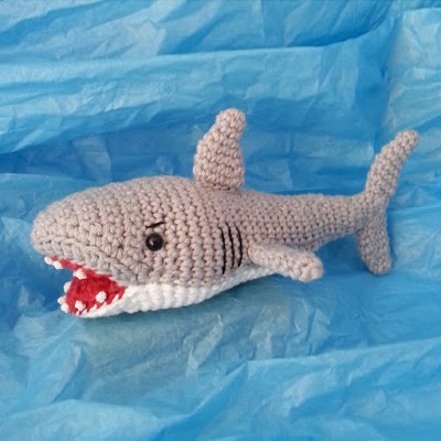 Gray shark - Free amigurumi pattern