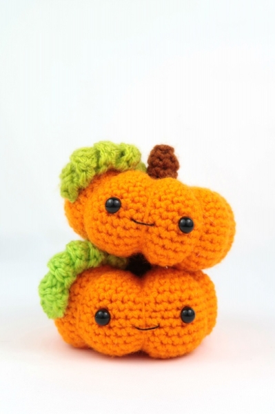 Happy halloween pumpkin - Free amigurumi pattern